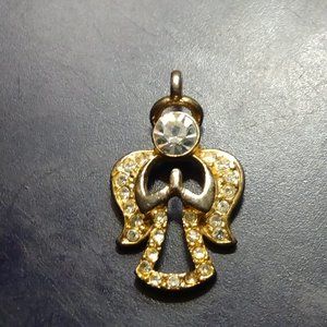 DM angel pendant